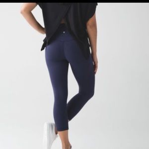 Lululemon align crops